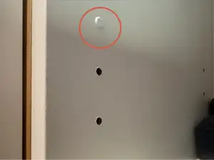 Abdeckkappen für Regallöcher