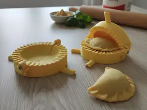 Panzerotti & Ravioli Press / Stampo per Pasta