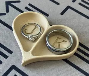 Simple Couples Ring Holder