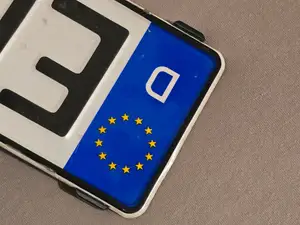 Kennzeichenhalter rahmenlos Deutsche Version