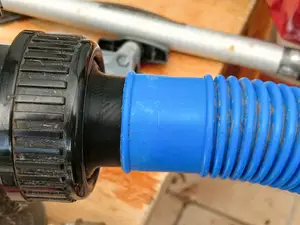 Pump connection