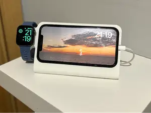 iPhone 11-15 Pro Max (w/case) and Apple Watch dock