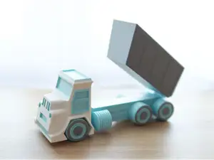 TOY TRUCK 6.1