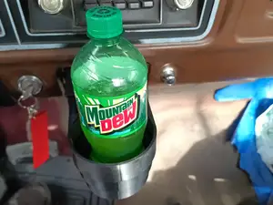 73 - 79 Ford Pickup cup holder v2