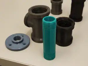 kit tubi, raccordi e flangia supporto a muro 1/2"