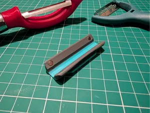 Universal Magnetic Vegetable Peeler Blade Guard V2