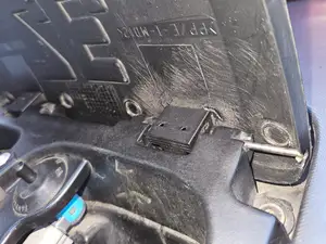 Twizy charging trunk hinge