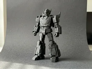 Mecha Robot Figurine – Detailed Sci-Fi Warrior Mod