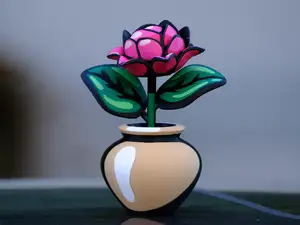 Toon Bloom – Cartoon Cel-shaded Flower in Vase