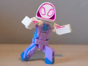 Gwen Ghost Spidey (Articulated Heroine Figure)