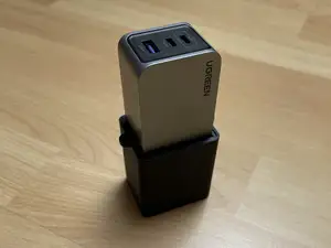 Ugreen 100W GaN Charger Case