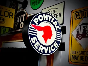 PONTIAC SERVICE - 2-Sided Station Lightbox Sign