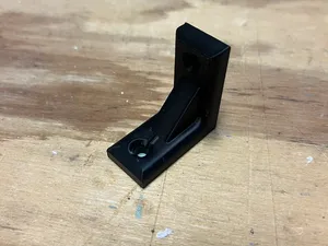 1-1/2" bracket with rib - No 8 holes