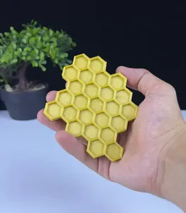 Honeycomb coaster