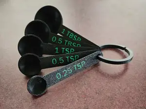 Measuring Spoons: 1/4 tsp to 1 tbsp