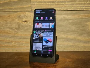 Galaxy S23/S24/S25 Plus Phone Stand