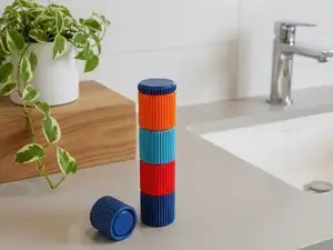 Screw on Container