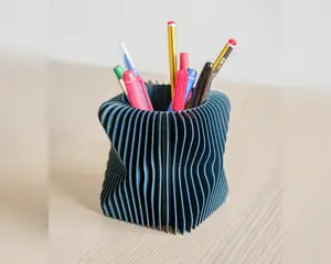 Wavy Pencil Holder - Vase mode