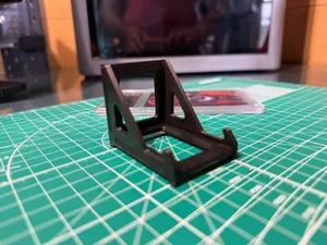 Flat Pack Phone & Tablet Display Stand