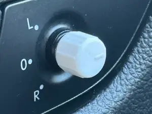 2015 Volkswagon Passat Mirror Knob Replacement