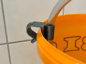 Bucket Hose Mount for aquarium water change