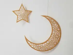 étoile et croissant de lune assortis 