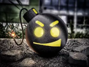 Serious Sam Bomb|Piggy Bank|Vault