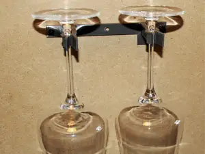Wein- und Bierglashalter