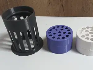 Spiral flower stem holder