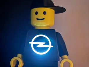 LED Brickman Opel 20cm Figur 500%