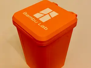 Garbage bin