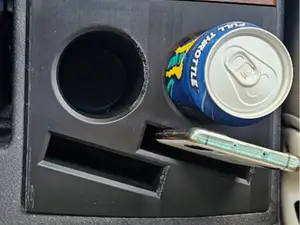 Mitsubishi Pajero 4 cup holder BETA