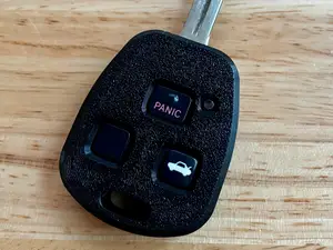 Lexus/Toyota Keyfob Cover (3-Key, wider key base)