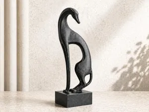 Abstract Greyhound Sculpture – Modern Dog Figure