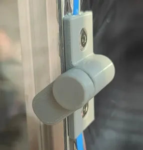 一体化门栓(适用于2020型材3mm、5mm亚克力板封箱)