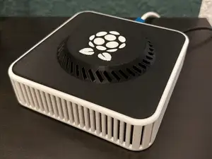 Raspberry Pi 5 – Modern Case