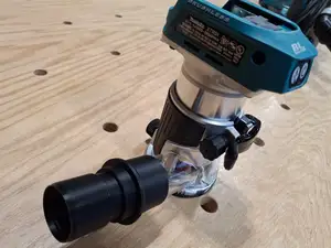 Makita Router Connector to Makita Dust Extractor