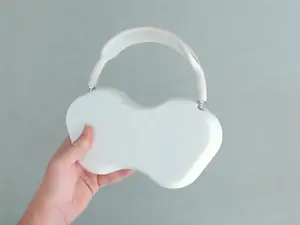 AirPods Max Hardshell Case