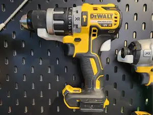 Dewalt 18VXR Drill Skadis Pegboard Mount
