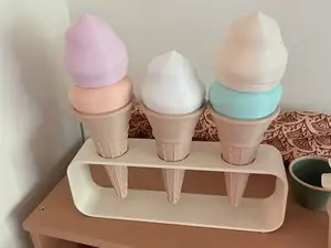 Ice Cream Holder With Cones