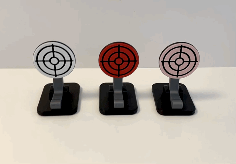Target for rubberband guns, disc shooter etc