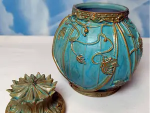 Floreal elven vase