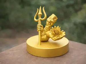 Trihand