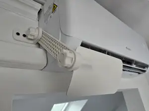 AC Air Flow Deflector