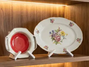 Universal Display Stand: For Photos, Plates, Books