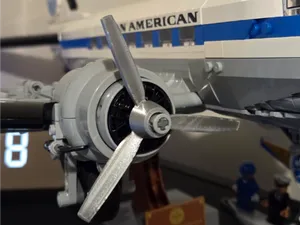 Lego11378 - DC-3 Prop