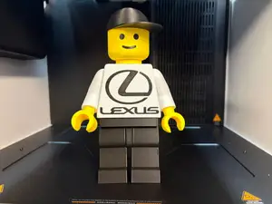 Brickman Lexus 20cm Figur 500%