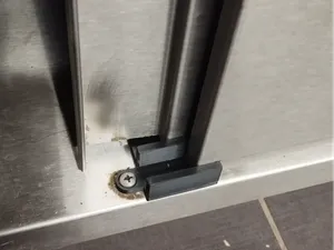 Guia/Limitador para Porta de Correr de Armário