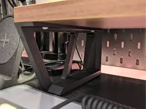 Desk shelf bracket