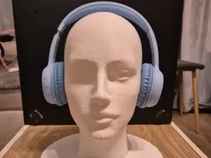 Human head, mannequin for headphones